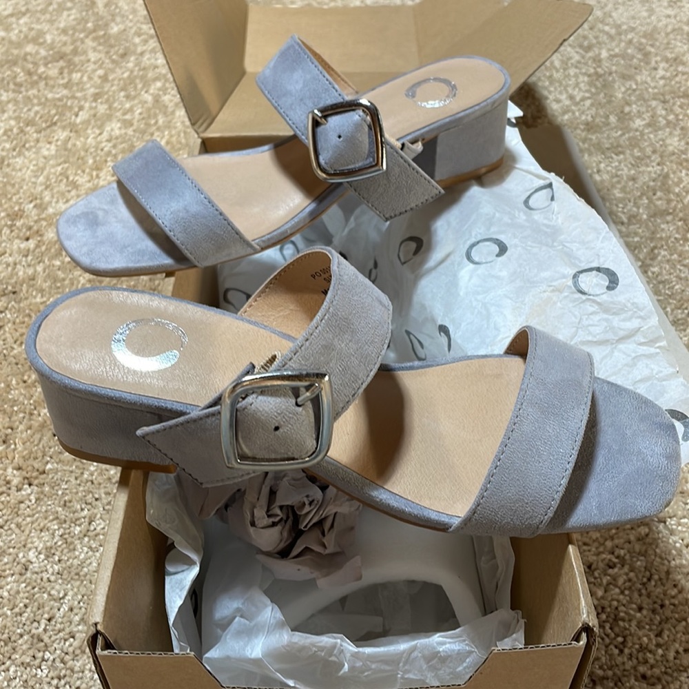 NIB Journee Collection gray square silver buckle 2 strap slip on low heels 6